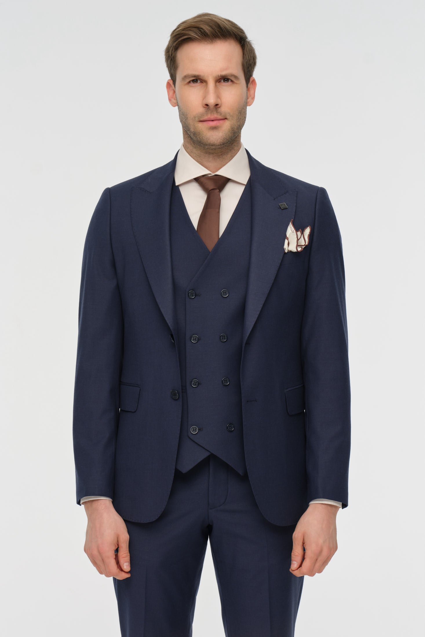 Two-Piece Suit | Tailored Fit Timeless Elegance – Model 4080
