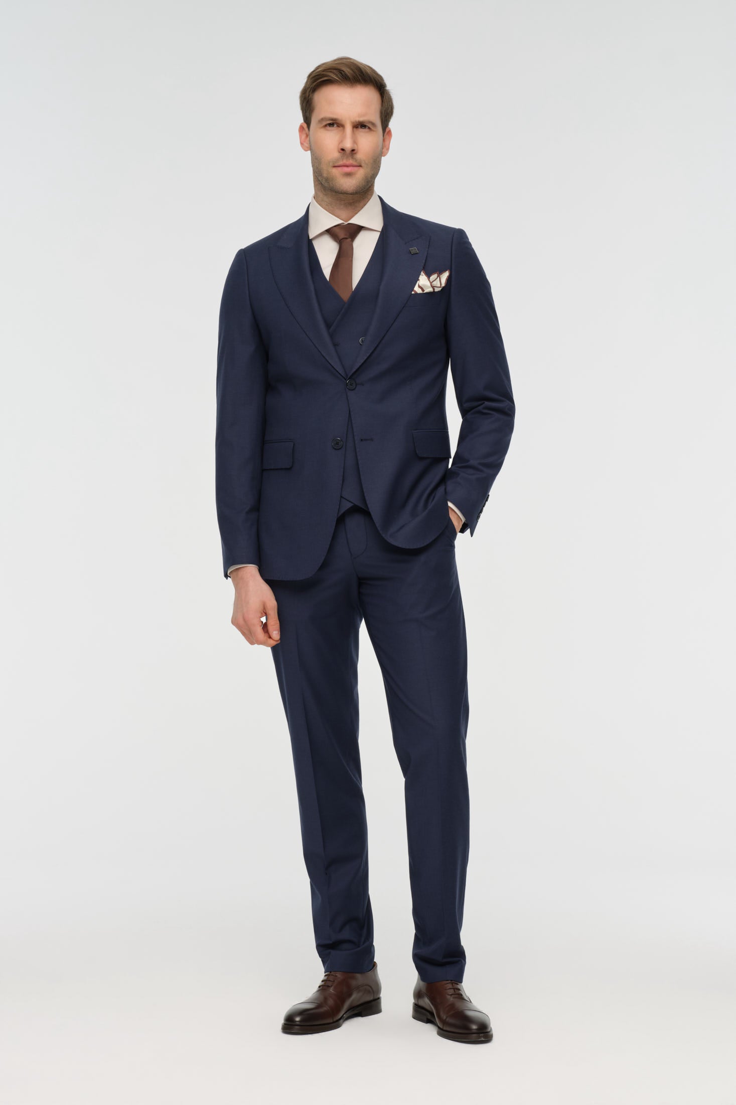 Two-Piece Suit | Tailored Fit Timeless Elegance – Model 4080