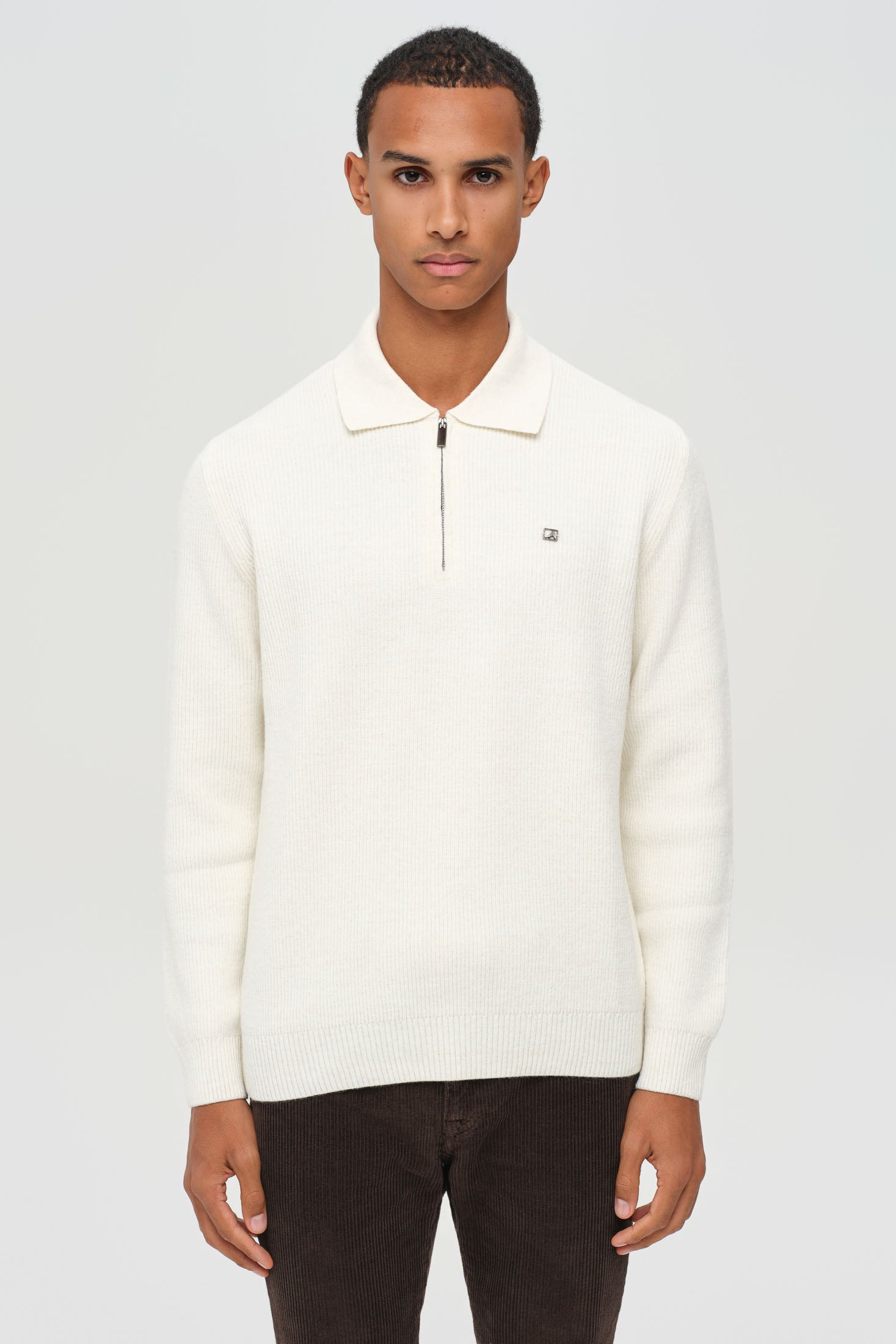 Hochwertiger Herren-Strickpullover mit halbem Reißverschluss – Weiches Stretchmaterial | Modell 8024