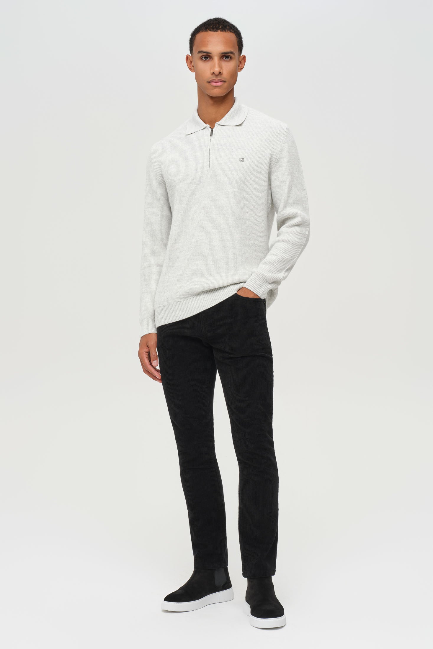 Hochwertiger Herren-Strickpullover mit halbem Reißverschluss – Weiches Stretchmaterial | Modell 8024