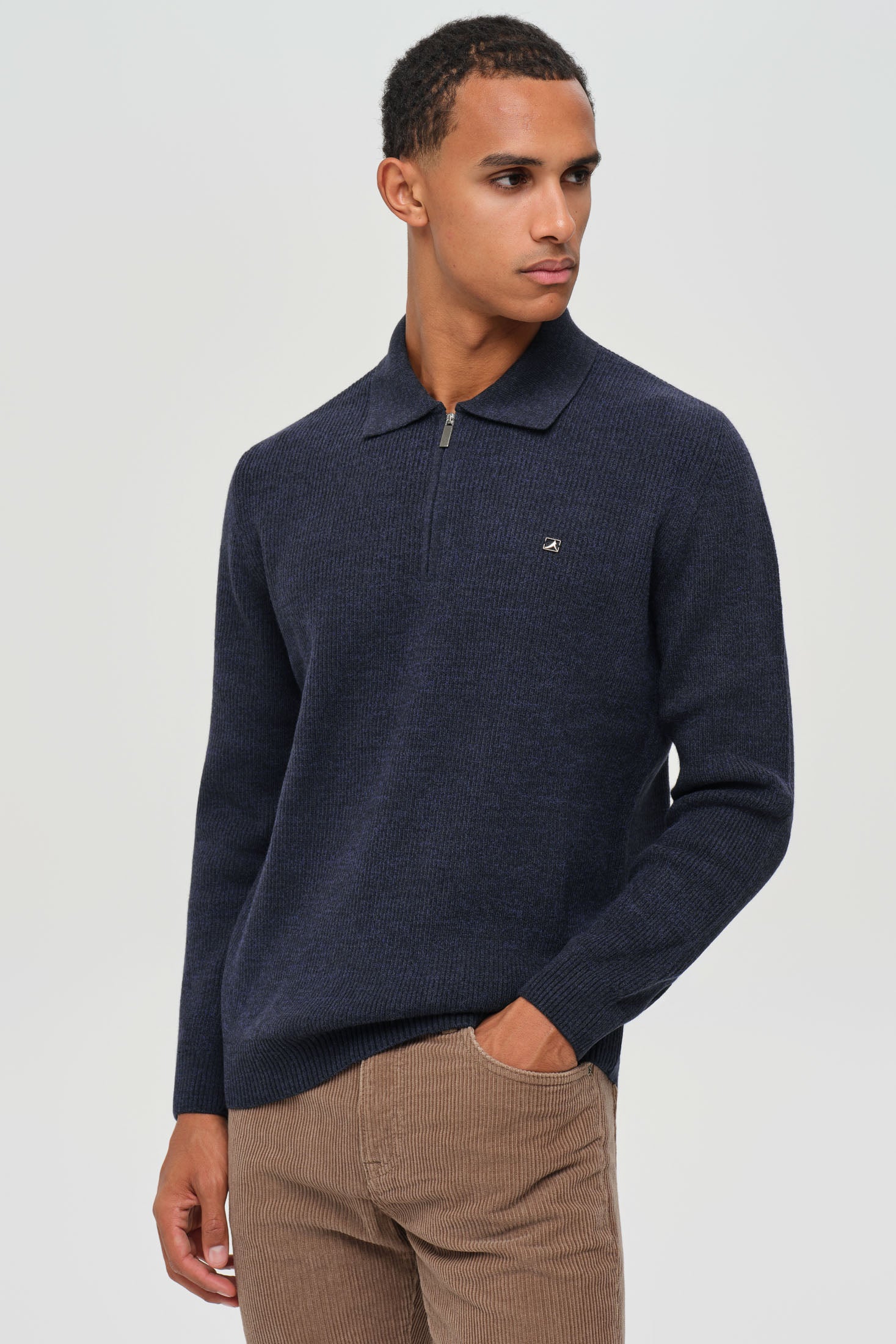 Hochwertiger Herren-Strickpullover mit halbem Reißverschluss – Weiches Stretchmaterial | Modell 8024