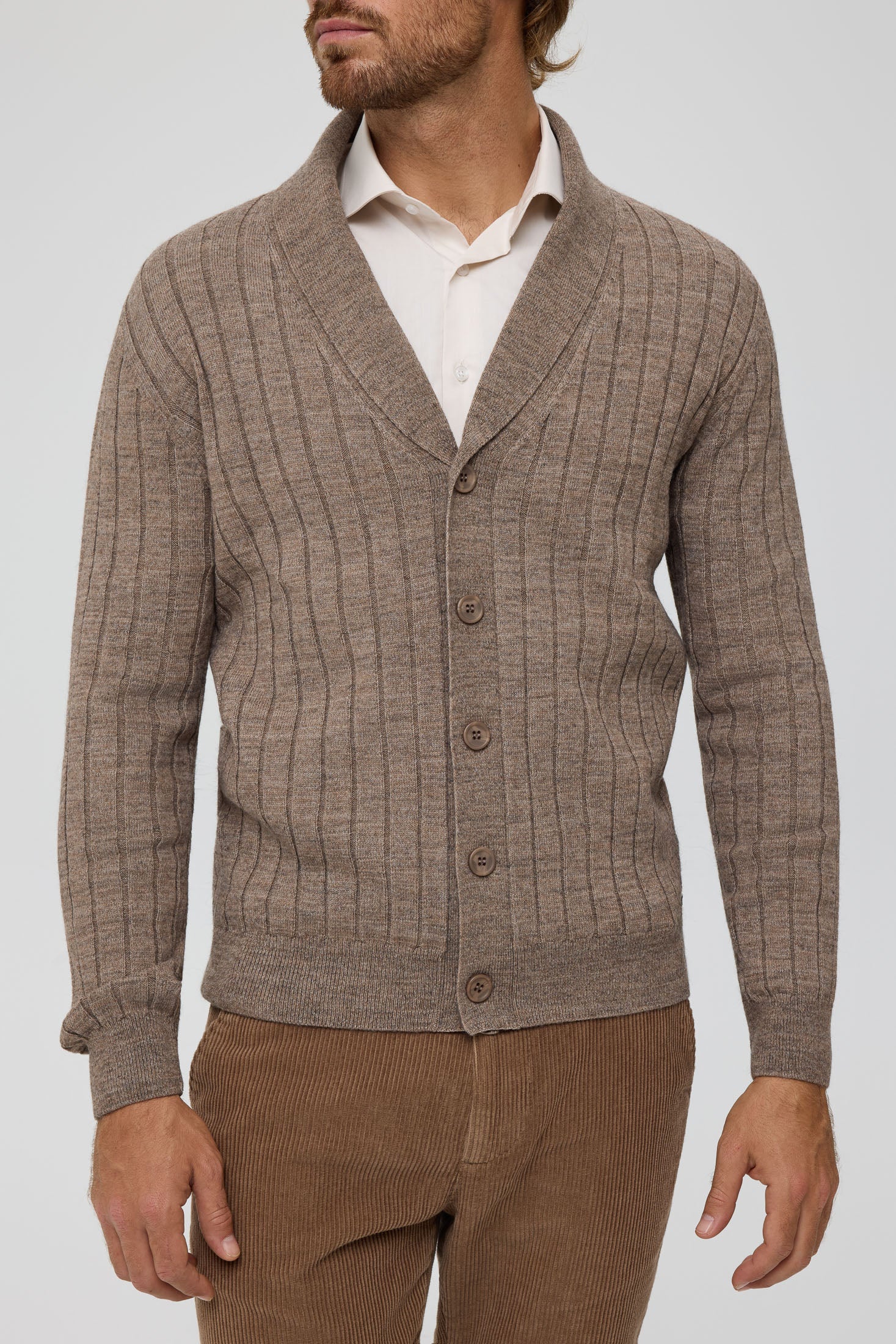 Hochwertige Herren-Strickjacke mit Schalkragen – Woll-Kaschmir-Mischung | Modell 8026