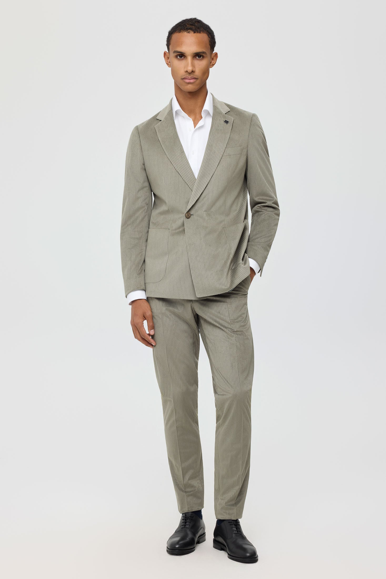 Men’s Premium Corduroy Suit – Modern Tailored Stretch | Style 4079