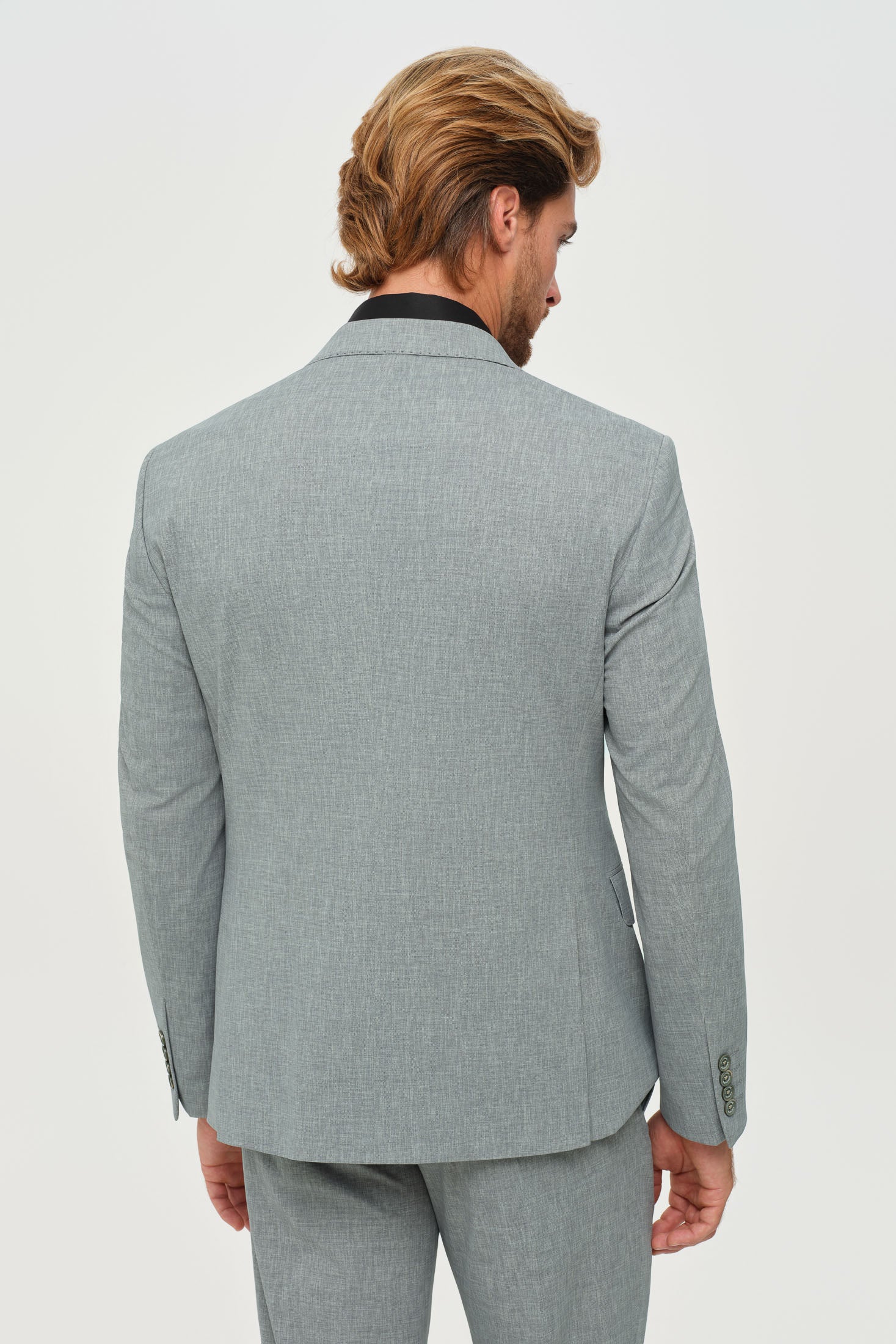 Men’s Double-Breasted Suit – Refined Stretch Structure | Style 4077