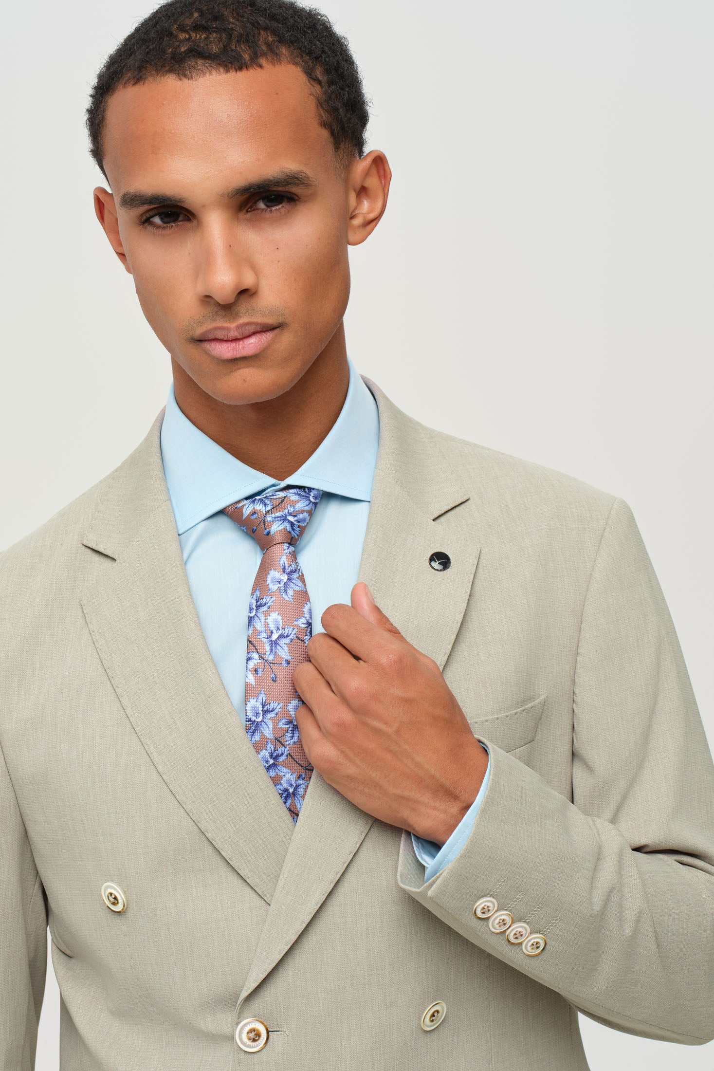 Men’s Double-Breasted Suit – Refined Stretch Structure | Style 4077