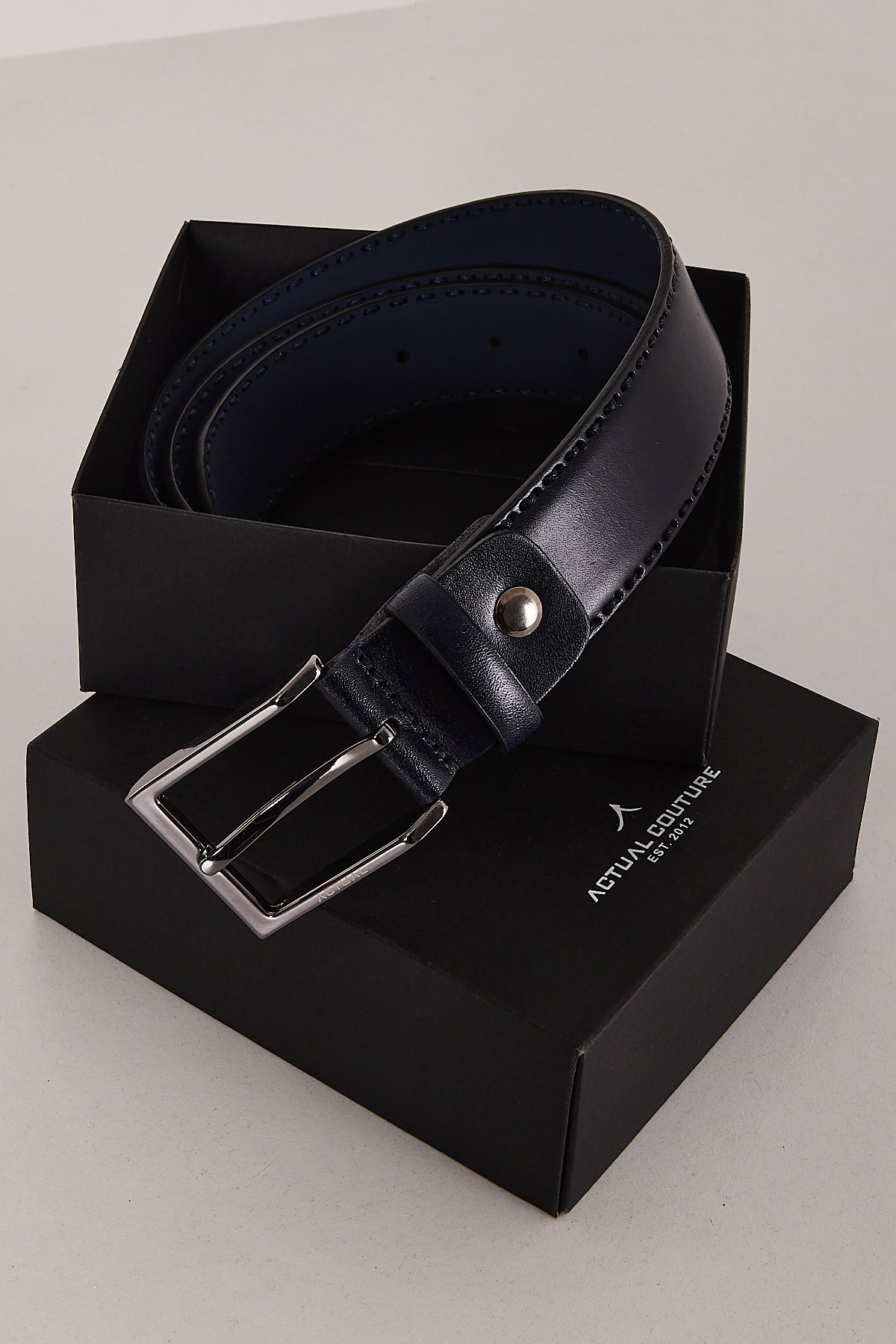 Men’s Classic Stitched-Edge Genuine Leather Belt | Style 3001