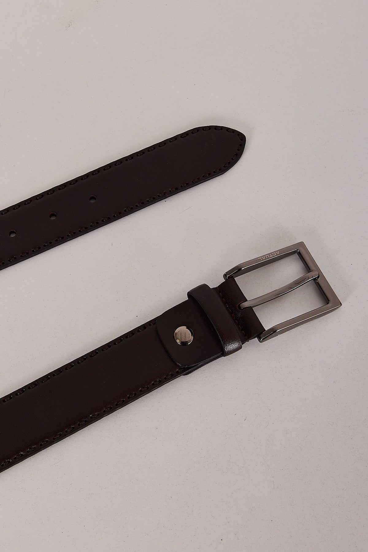 Men’s Classic Stitched-Edge Genuine Leather Belt | Style 3001