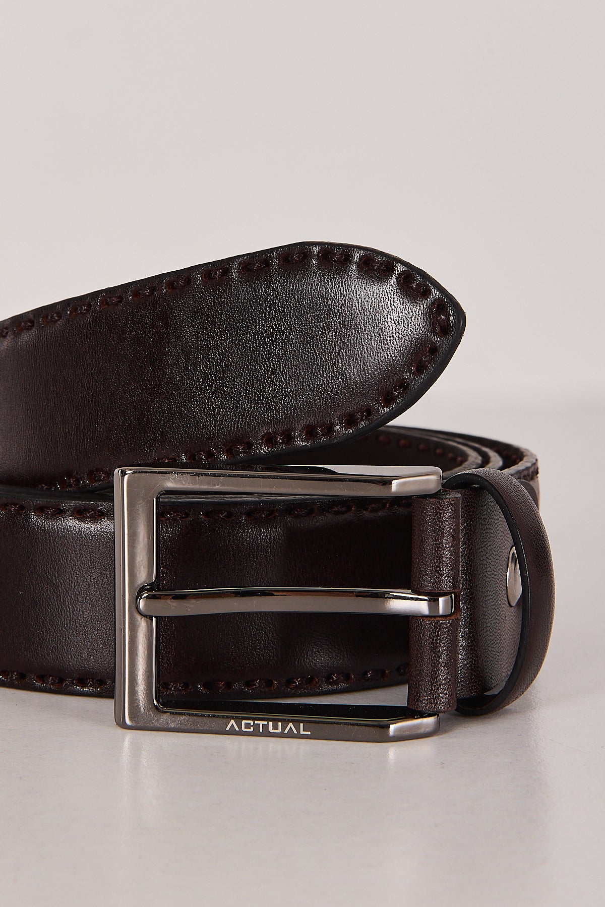 Men’s Classic Stitched-Edge Genuine Leather Belt | Style 3001